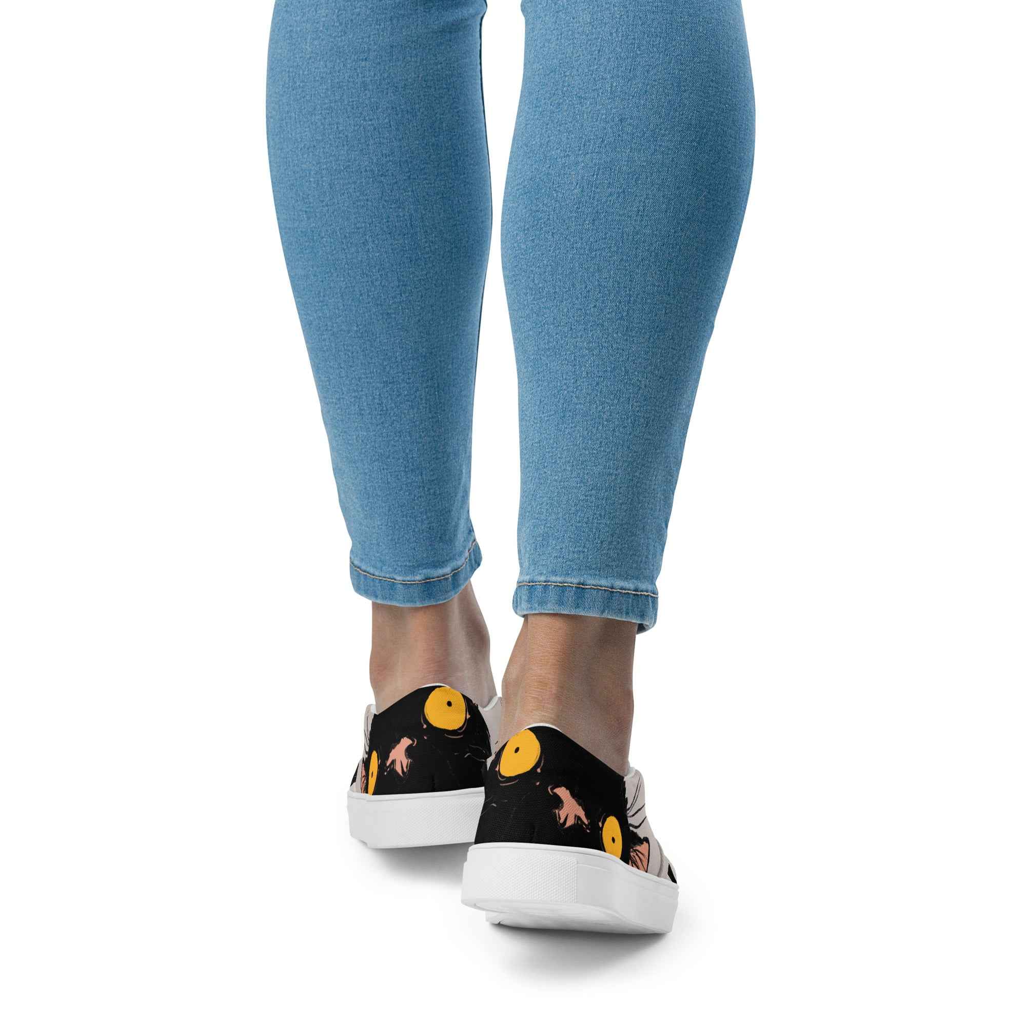 Cats - Women’s slip-on canvas shoes